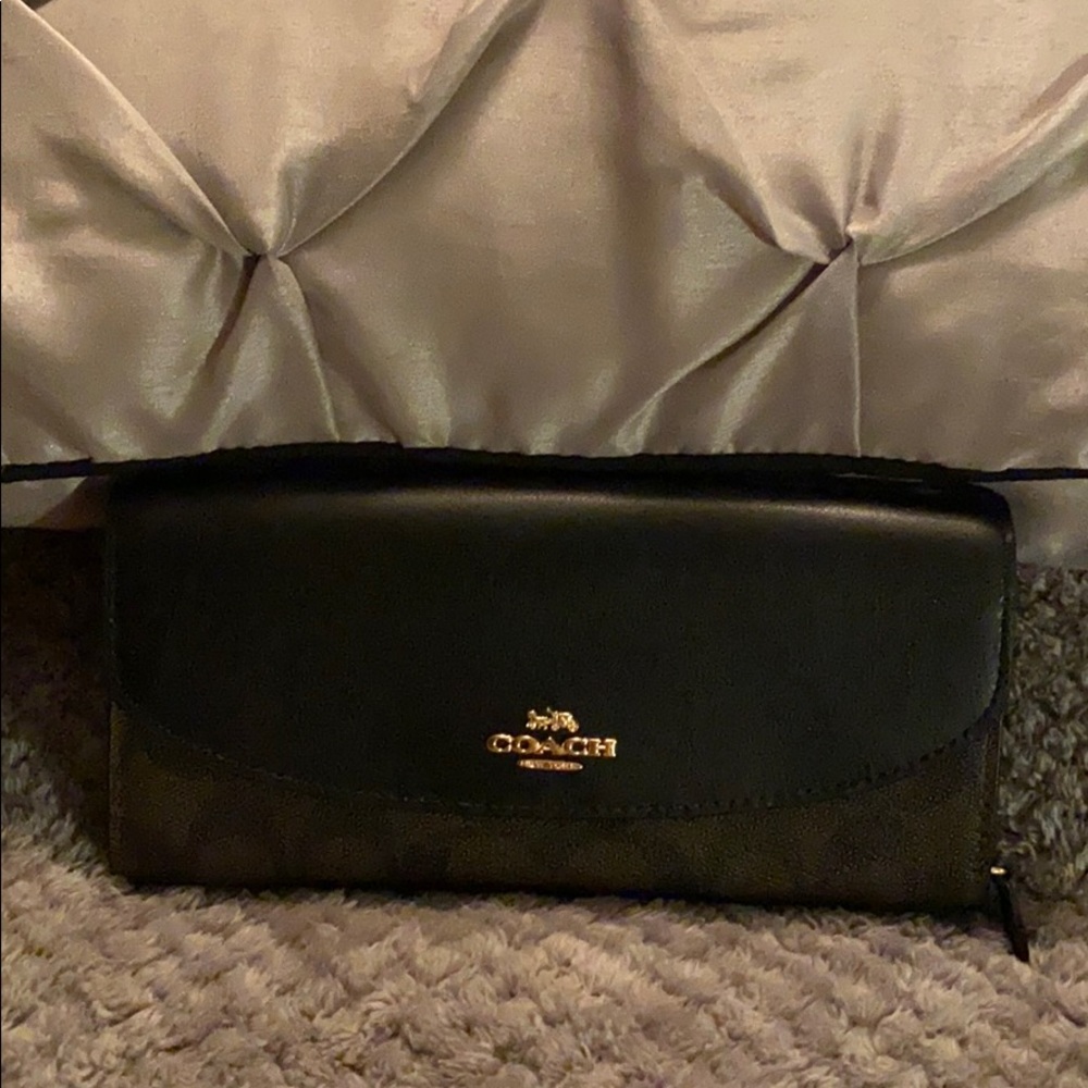 Coach Signature Canvas Wallet